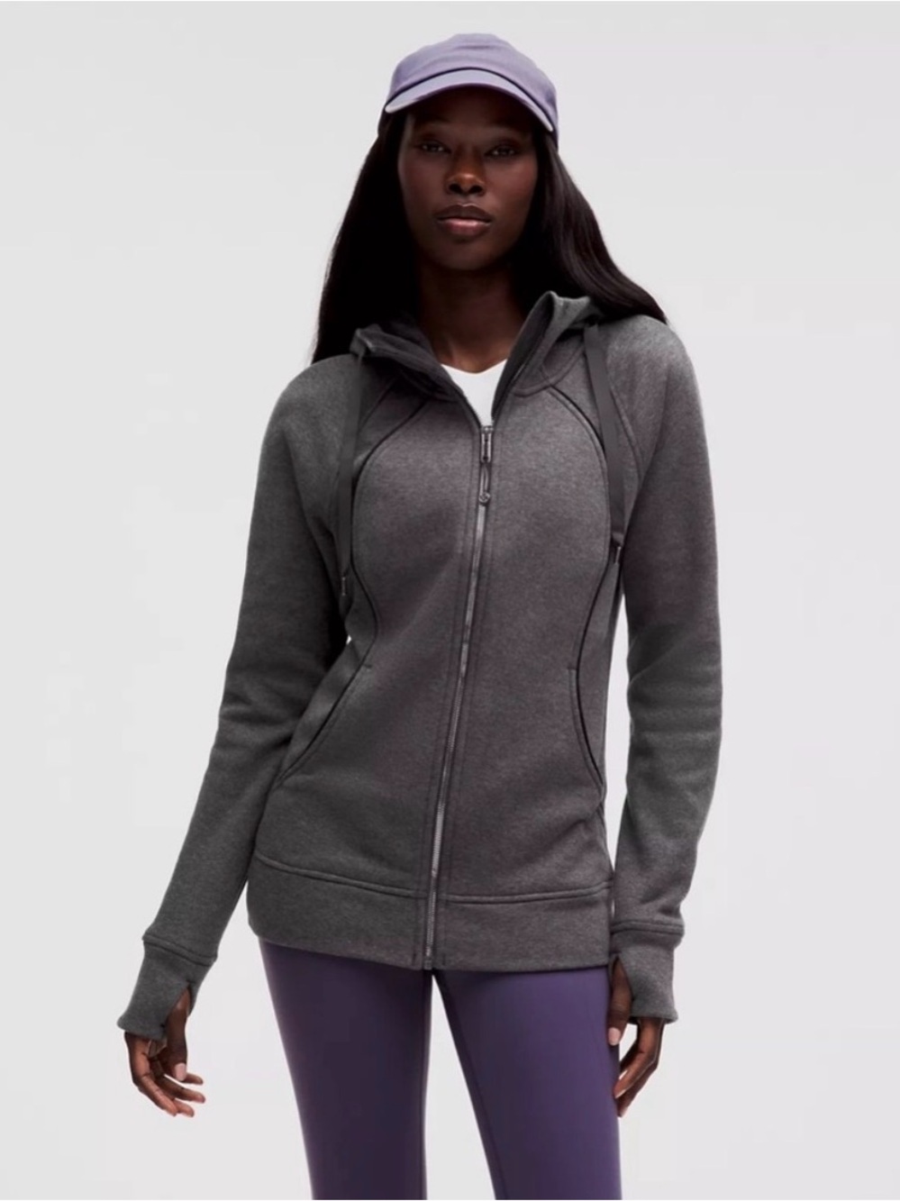 Like new: $178 LULULEMON Scuba Full-Zip Hoodie, Size 4, Heathered Black (Gray)
